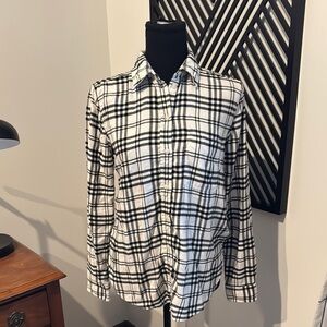 American Eagle boyfriend Black and White Plaid flannel shirt small